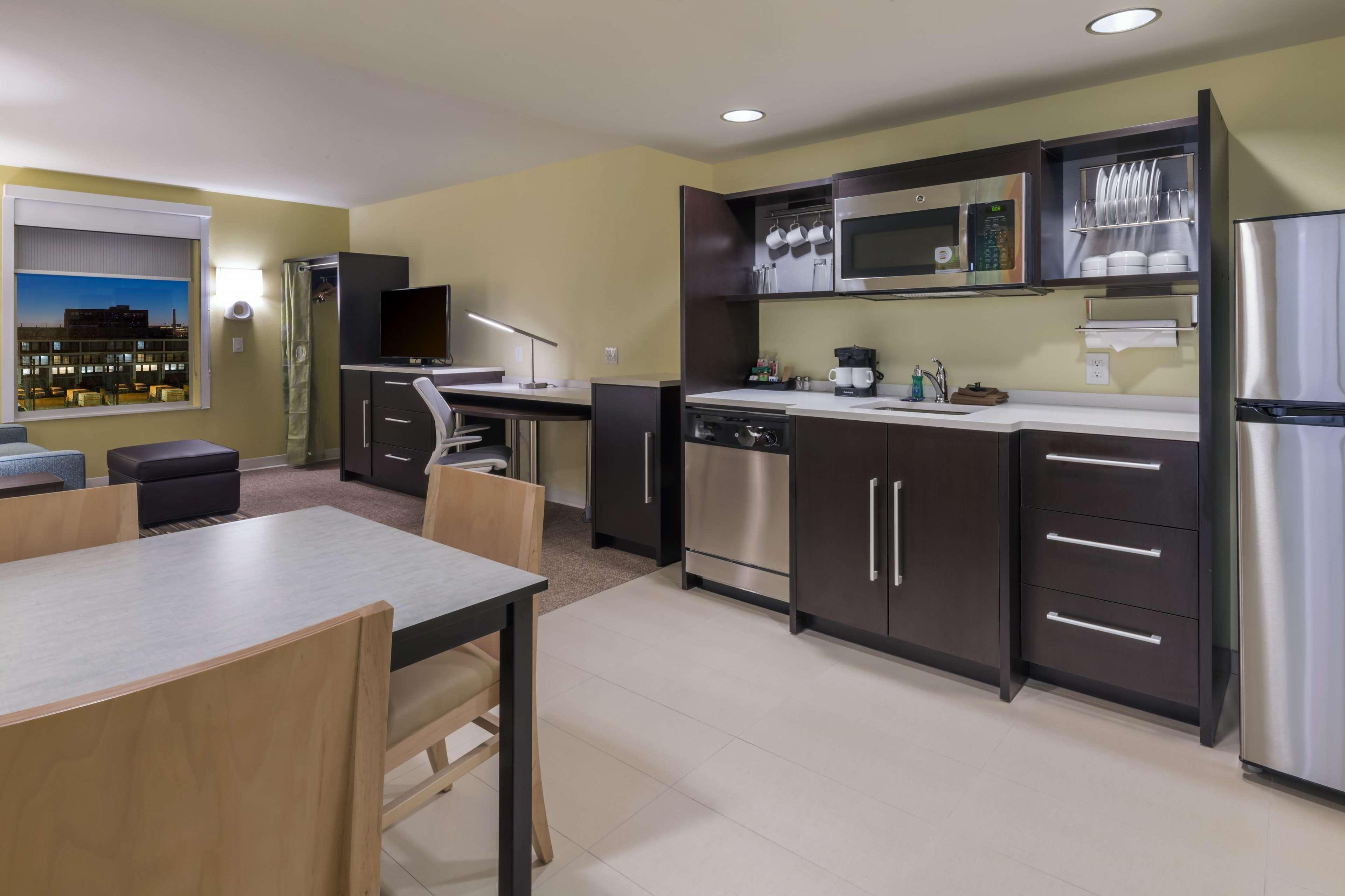 Home2 Suites Kansas City Downtown Екстер'єр фото